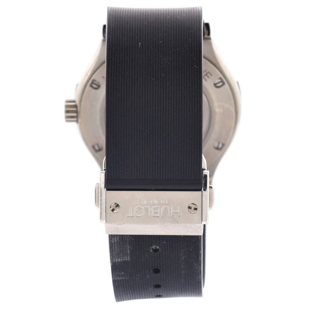 Hublot Classic Fusion Automatic Watch Titanium and Rubber 45 - - Picture 5 of 6